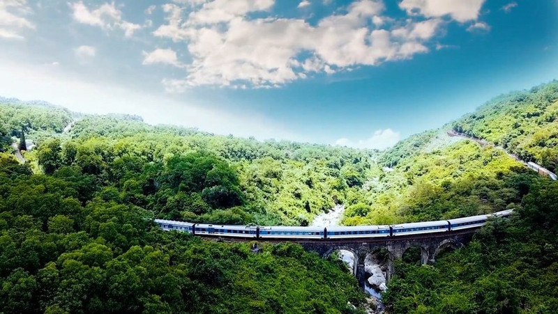 越南铁路旅游已成为深受游客喜爱和选择的旅游产品。（图片来源：旅游信息中心）