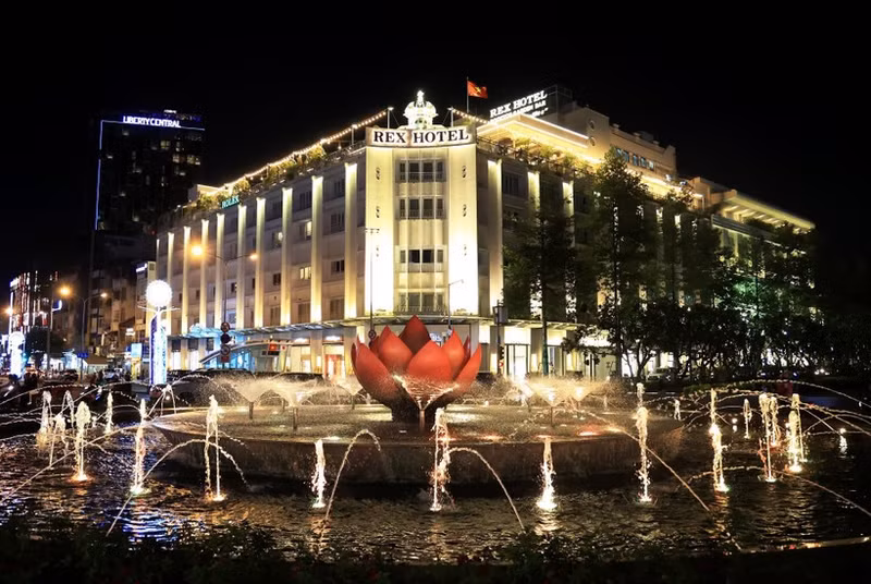 胡志明市的Rex酒店。（图片来源：越通社）