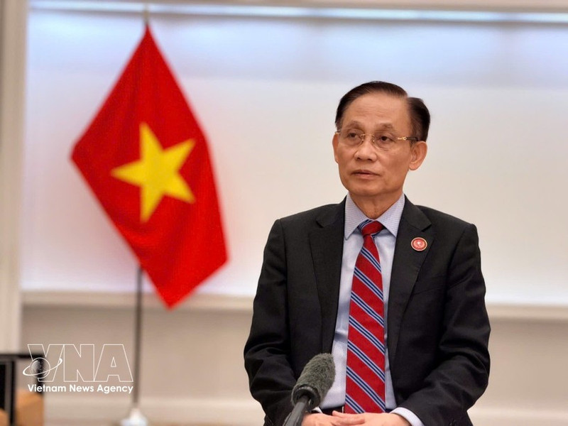 越共中央政治局委员、越南外交部长黎怀忠。（图片来源：越通社）