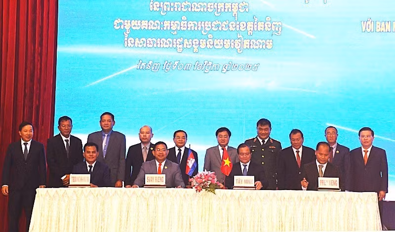 签署仪式现场。