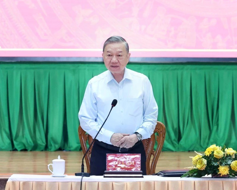 苏林总书记在会上发表讲话。（图片来源：越通社）