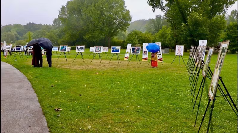关于越南的摄影展于7月12日至13日在柏林市中心世界花园举行。（图片来源：越通社）
