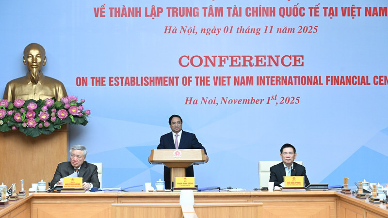 范明正总理主持会议。