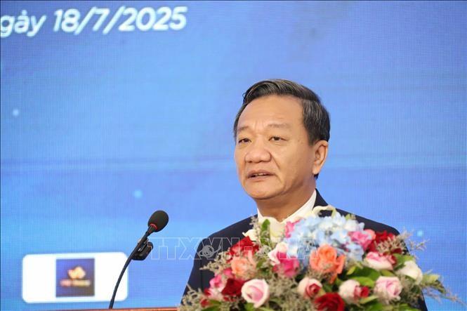 越南驻老挝大使阮明心在会上致辞。（图片来源：越通社）
