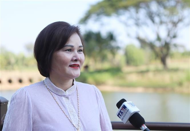 老挝越南企业协会常务委员会委员、海外越南企业家协会副主席范氏明红。（图片来源：越通社）