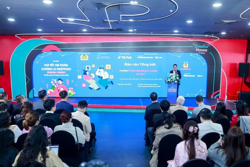 “安全过年——无忧Deepfake”座谈会现场。（图片来源：越通社）