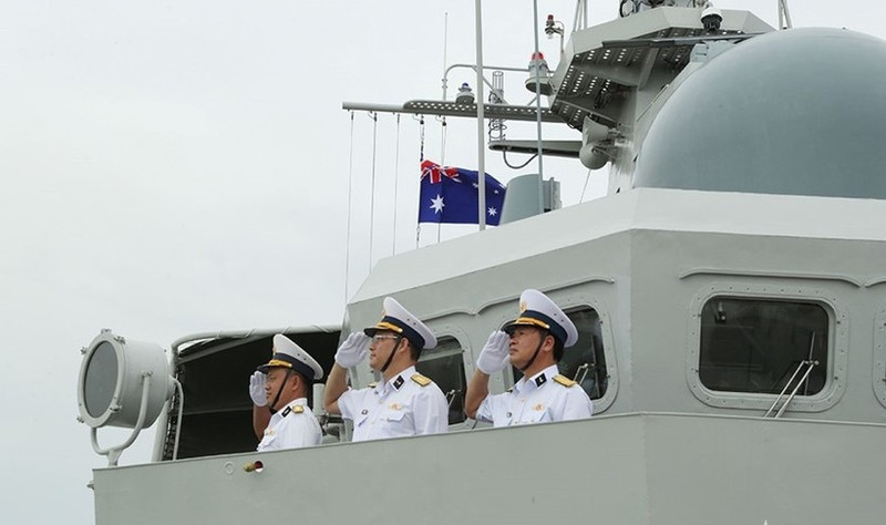 越南海军“光忠”016号舰抵达澳大利亚库纳瓦拉港。(图片来源：越南人民军报）