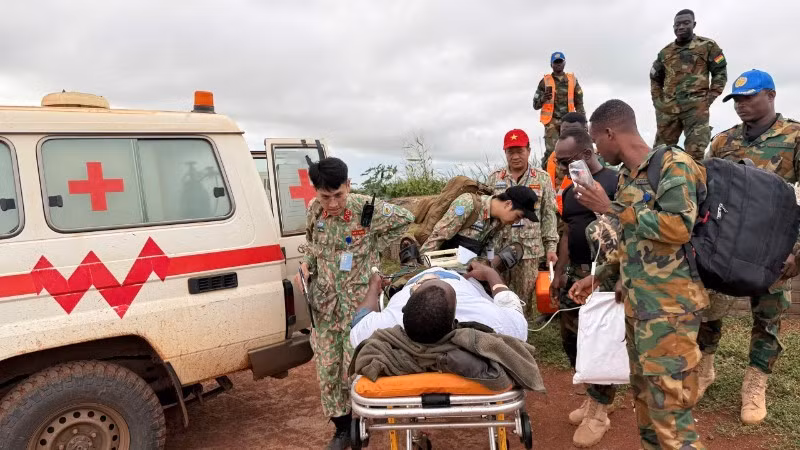 越南二级野战医院在南苏丹成功救治一名危重病人。