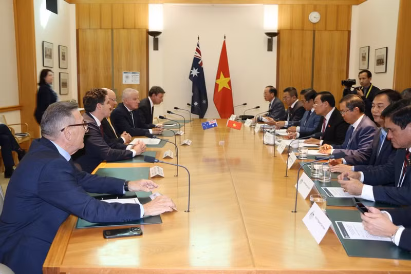 会谈现场。（图片来源：越通社）