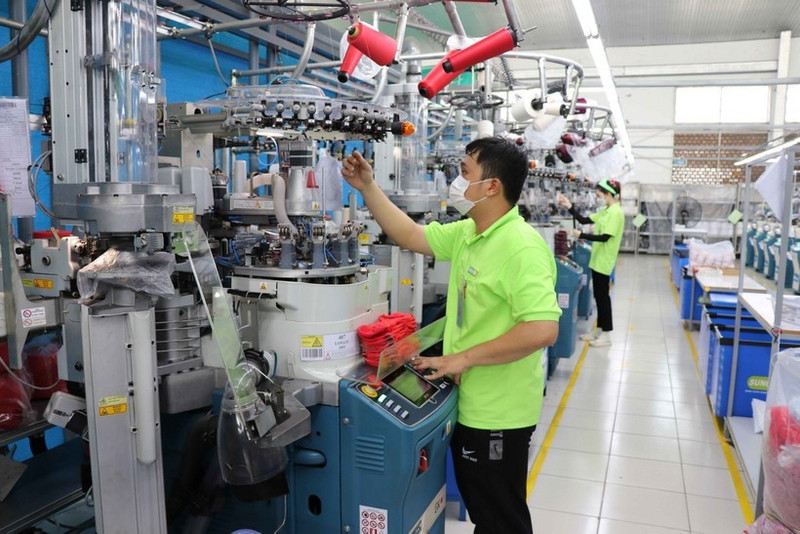 由韩国投资建设的一家生产厂。（图片来源：越通社）