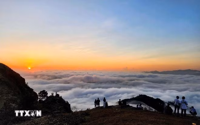 同高山顶的美景。（图片来源：越通社）