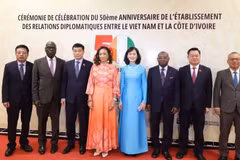 越南与科特迪瓦建交50周年庆祝活动在科特迪瓦举行。（图片由越南驻马尔科特同时负责科特迪瓦事务大使馆提供）