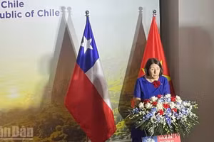 智利驻越南特命全权大使纳斯利·伊莎贝尔·贝尔纳尔·普拉多。（图片来源：克坚 摄）