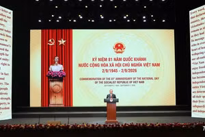 越共中央总书记、国家主席苏林在越南国庆81周年纪念仪式发表讲话。