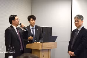 越南政府副总理胡国勇在参访韩国SK集团时发表讲话。（图片来源：越通社）