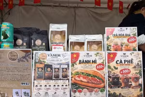 面包与咖啡是越南亲切且具有代表性的美食，在日本及世界各地日益深受青睐。（图片来源：越通社）
