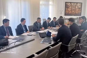 越南财政部长吴文俊与罗斯柴尔德集团（Rothschild & Co）举行工作会谈。