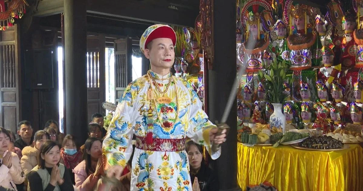 河南省着力保护与弘扬越南三府祀母信仰的文化价值