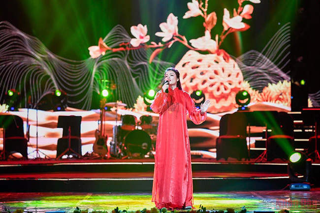 国家主席阮春福出席2022年“家乡之春”（组图） ảnh 7