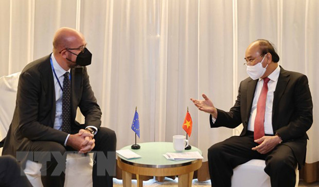 国家主席阮春福与蒙古国、瑞士、奥地利总统和欧洲理事会主席举行双边会晤 ảnh 3 国家主席阮春福与蒙古国、瑞士、奥地利总统和欧洲理事会主席举行双边会晤 ảnh 3