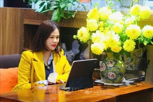 越南社会科学翰林院语言学研究所的博士阮氏江。（图片来源：越通社）