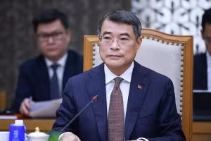 越南政府总理黎明兴与中国国务院总理李强通电话。