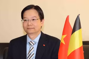 越南驻比利时及欧盟商务参赞陈玉军。