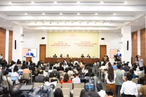 介绍第十六届国会第一次会议预期议程的新闻发布会。