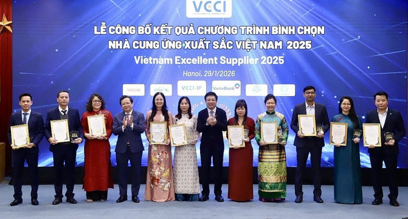 2025年度越南优秀供应商。（图片来源：thoibaotaichinhvietnam.vn）