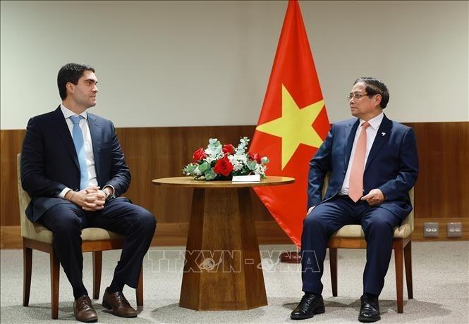 范明正总理会见巴西淡水河谷公司领导。（图片来源：越通社）
