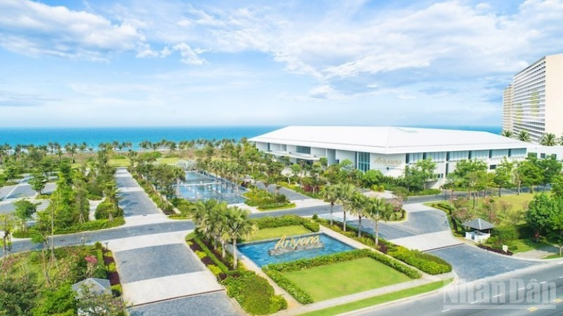 亚妮娜会展中心。