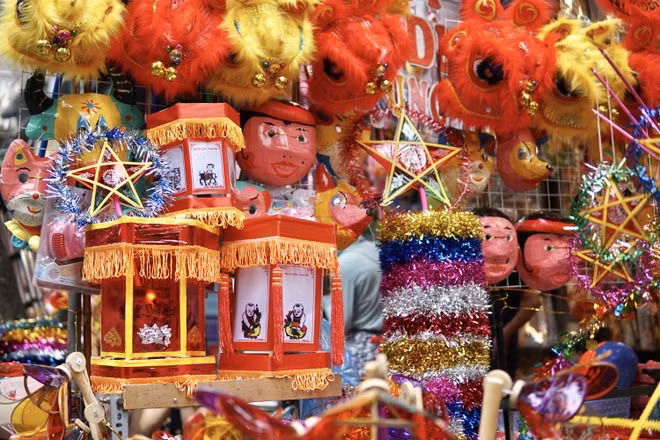 附图：中秋节传统玩具。