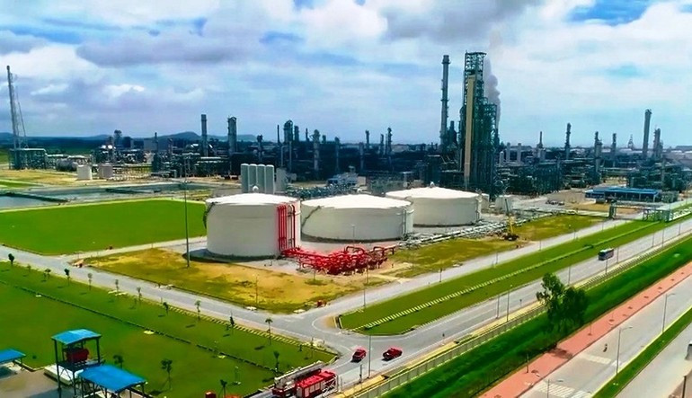 位于清化省南部的宜山炼油化工联合区。