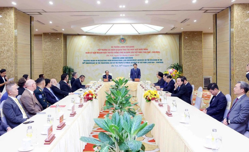 会见场景。（图片来源：bocongan.gov.vn）