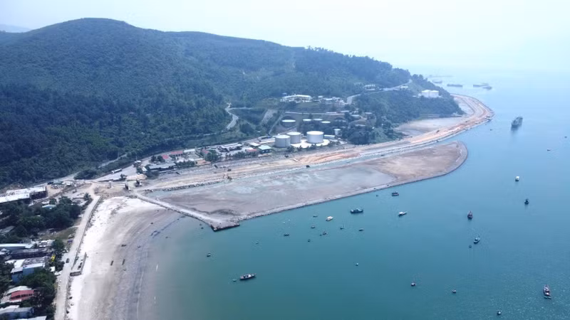 莲沼港规模约450公顷，投资总额超过45万亿越盾。（图片来源：vietnamfinance.vn）