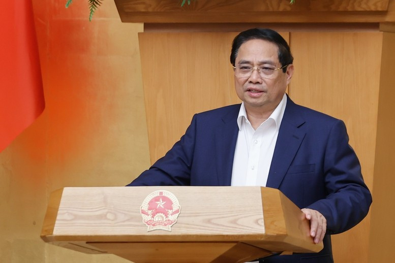 范明正总理主持会议。（图片来源：baochinhphu.vn）