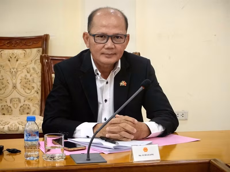 柬埔寨皇家科学院国际关系研究所亚洲-非洲与中东研究部代理主任、柬埔寨留越校友会主席乌奇·莱昂。