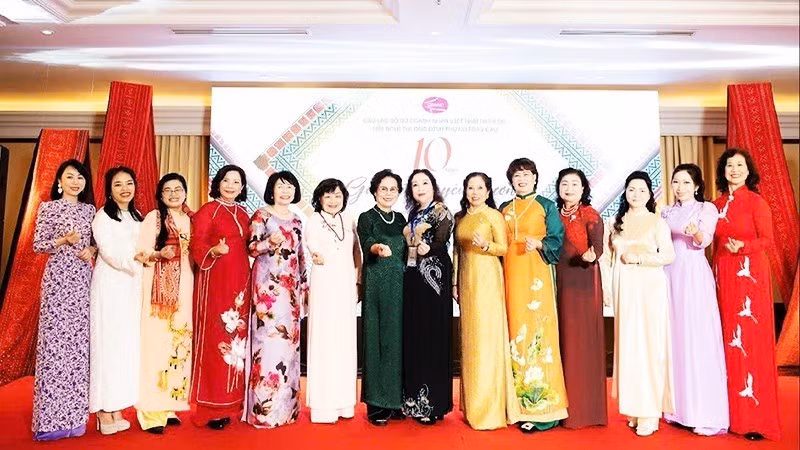 越南女性在经济中扮演着越来越重要的角色。