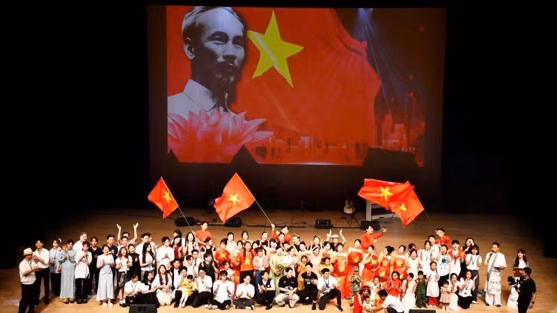 “自豪的一片江山”文艺盛会在日本大阪举行。