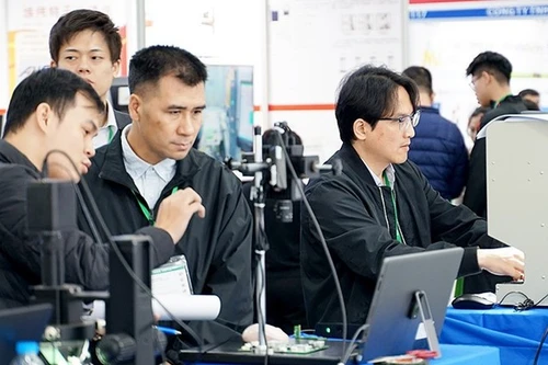 加工制造业发挥支柱性作用，占全国FDI总额的82.8%。（海南 摄）