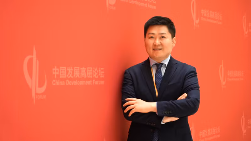 《中国简报》新闻信创始人、国际政治经济评论员沈诗伟。