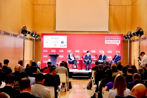 “2025越南对话”论坛论坛场景。（图片来源：越通社）