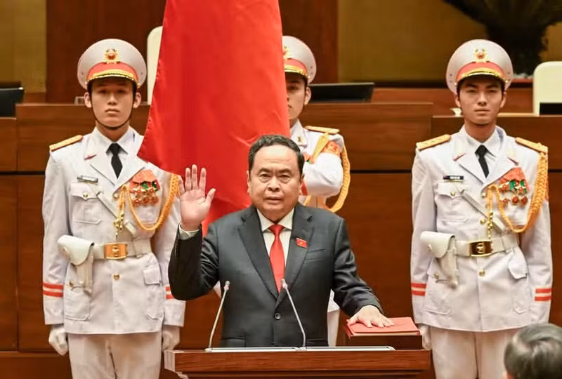 越南国会主席陈青敏宣誓就职。图片来源：维零 摄