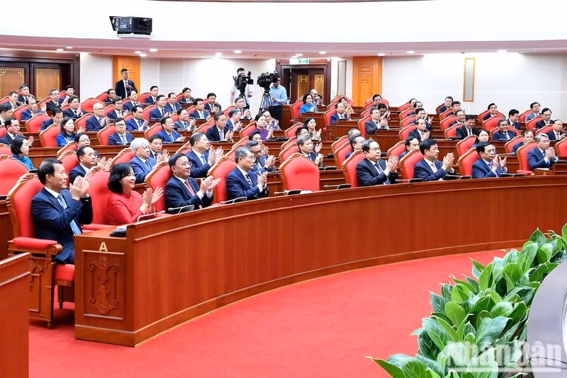 党和国家领导人及与会代表出席会议闭幕式。（图片来源：登科 摄）