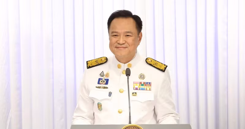 泰国总理阿努廷·参威拉军。