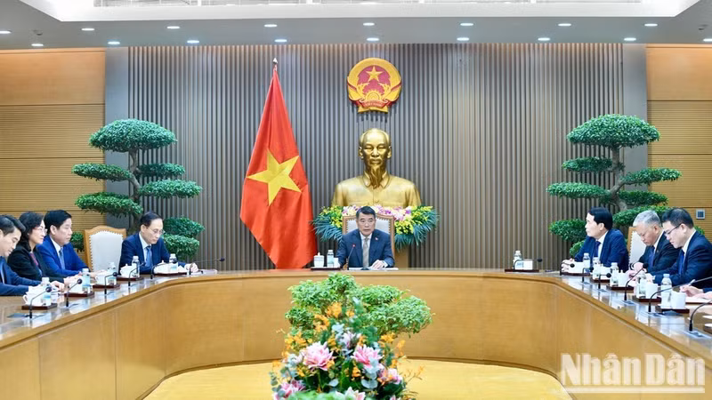 通话现场。（图片来源：清江 摄）