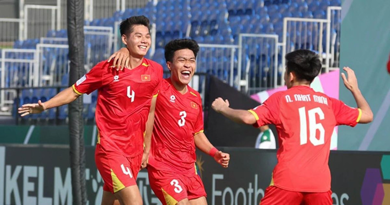 越南U23队4号中后卫阮晓明是越南U23队防线的核心支柱之一。（图片来源：VFF）