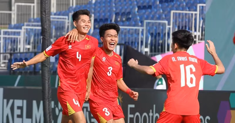 越南U23队4号中后卫阮晓明是越南U23队防线的核心支柱之一。（图片来源：VFF）