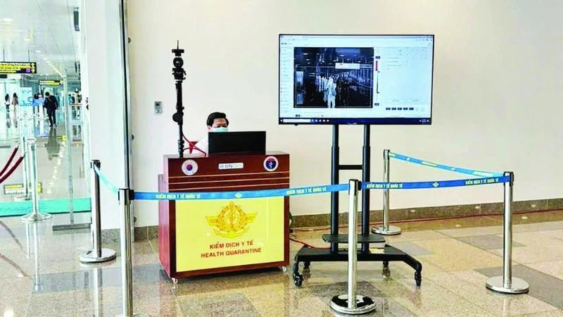 越南卫生部建议各地卫生部门在口岸加强监测，及时发现疑似感染尼帕病毒病例。（图片来源：维俊 摄）