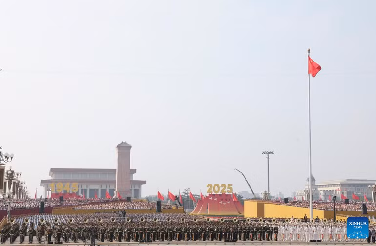 升旗仪式在天安门广场举行。